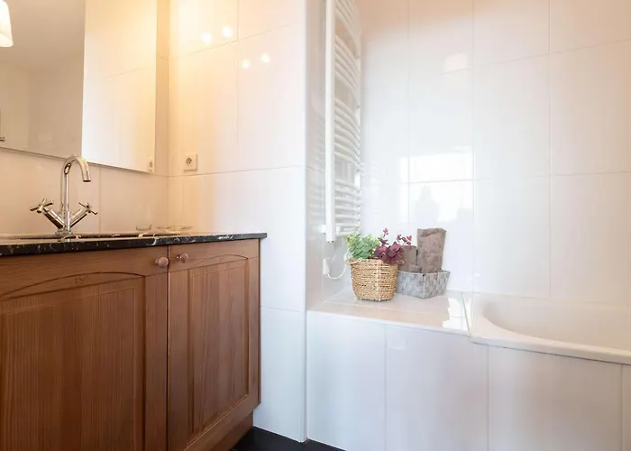 7 Pers, Pieds De Pistes, Piscine, Balcon - Fr-1-296-345