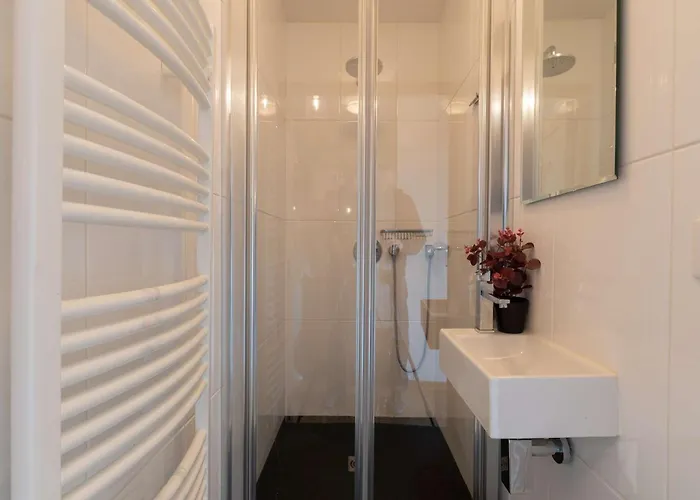 Appartement 7 Pers, Pieds De Pistes, Piscine, Balcon - Fr-1-296-345